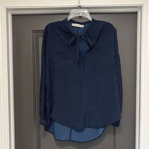 Abercrombie & Fitch navy blue white polka dot blouse M